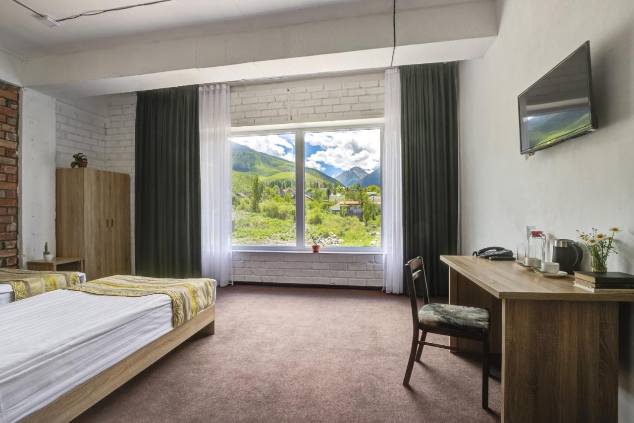 Olive Ala-Archa Hotel & Spa Verkhnyaya Alaarcha Buitenkant foto