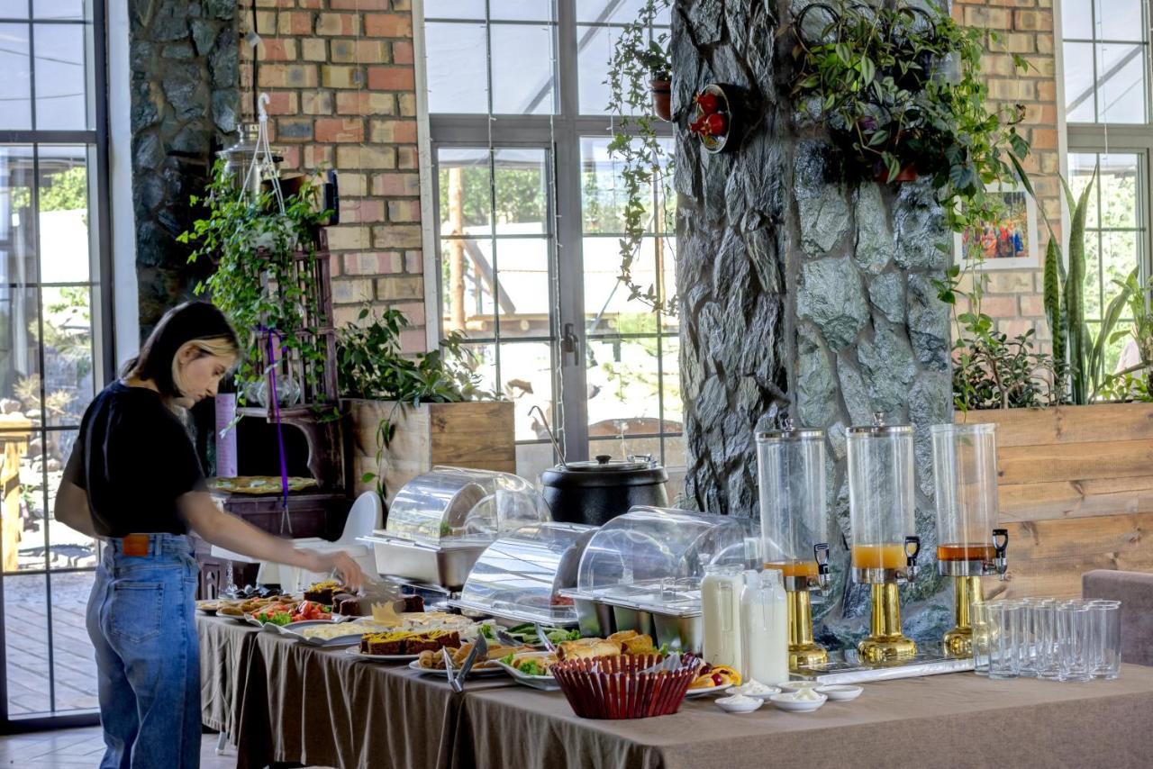 Olive Ala-Archa Hotel & Spa Verkhnyaya Alaarcha Buitenkant foto